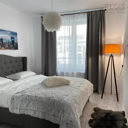 Cozy Private Suites - Coresi Center-2